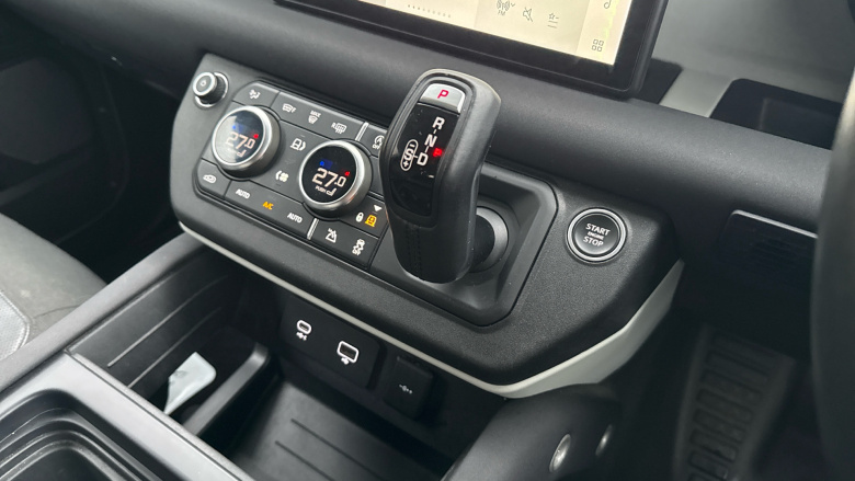 Land Rover Defender 2.0 D240 S 110 5dr Auto Diesel Estate